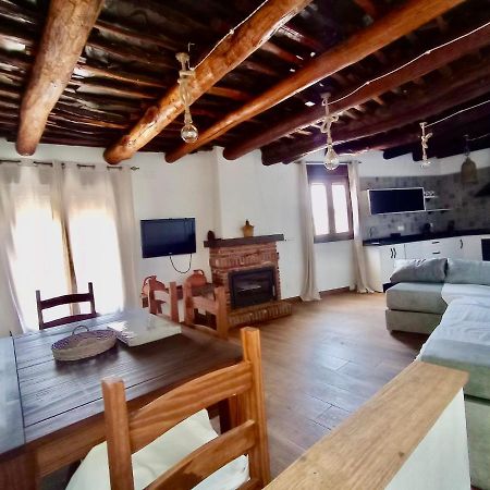 Casa De Las Nieves Pitres エクステリア 写真
